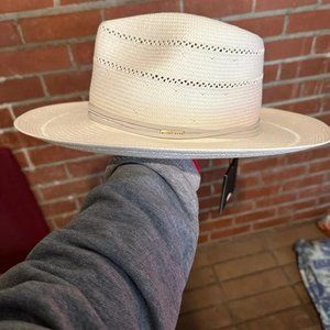 GIGI PIP ARLO! XL/61 NEW WITH TAGS!